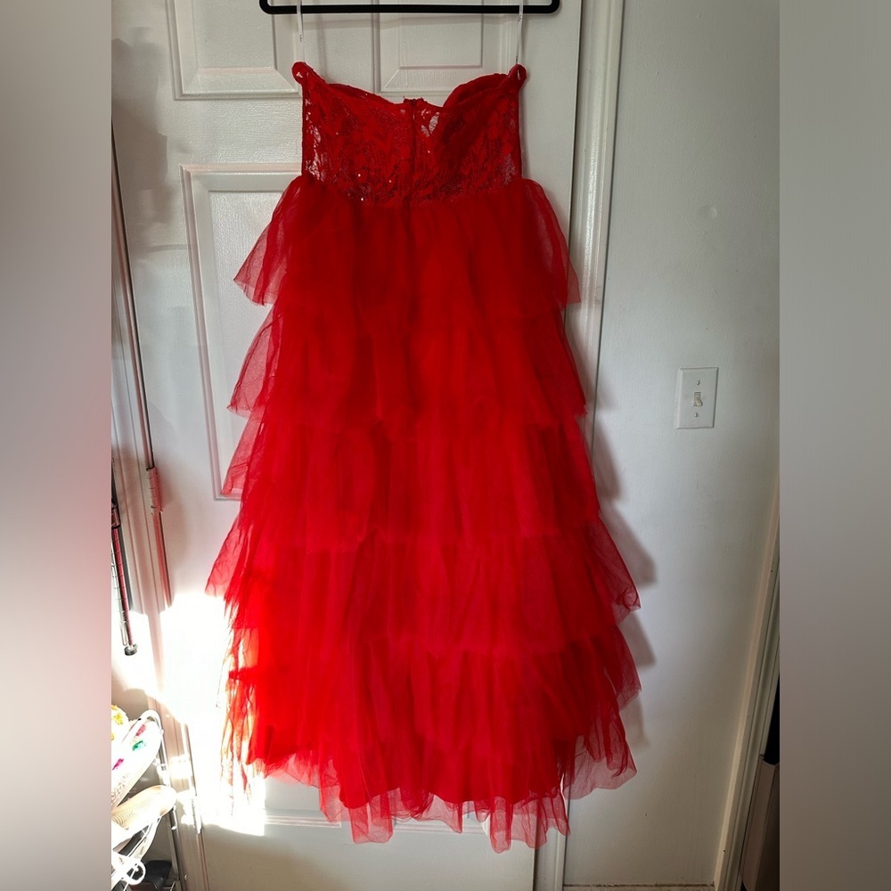 LULU’S RADIANT DESIGN TULLE LACE STRAPLESS BUSTIER MAXI DRESS - Picture 12 of 16